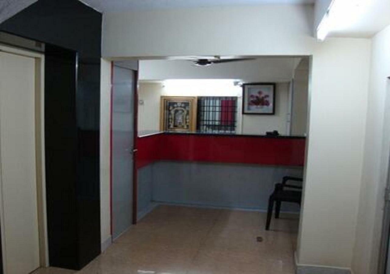 ホテルMithran Residency チェンナイ エクステリア 写真
