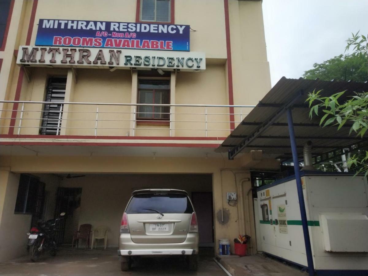 ホテルMithran Residency チェンナイ エクステリア 写真