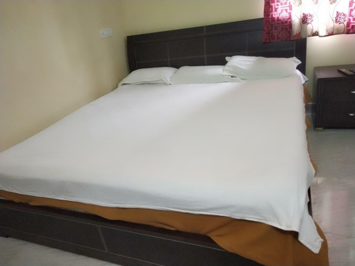 ホテルMithran Residency チェンナイ エクステリア 写真